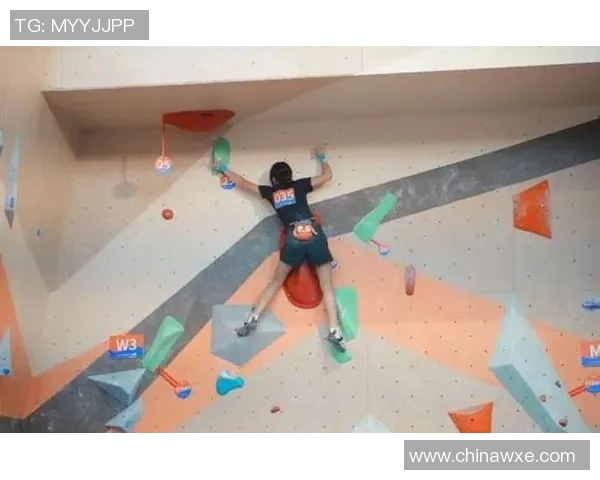 上海攀岩队在极限运动联赛中以64分稳居积分榜首位 上海攀岩队在极限运动联赛中以64分稳居积分榜首位