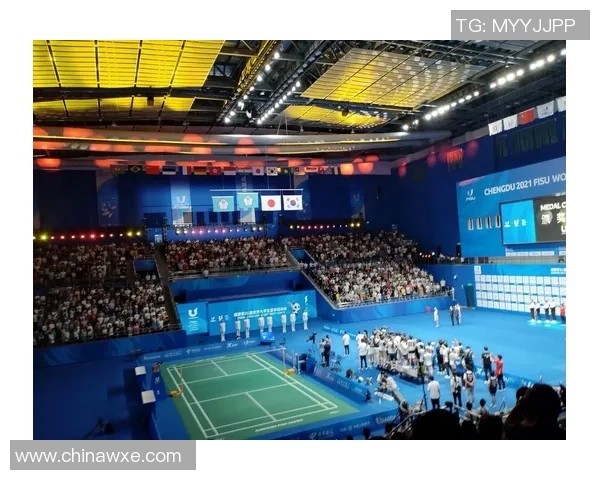 成都羽毛球队攻防新策略解析与未来发展展望 成都羽毛球队攻防新策略解析与未来发展展望