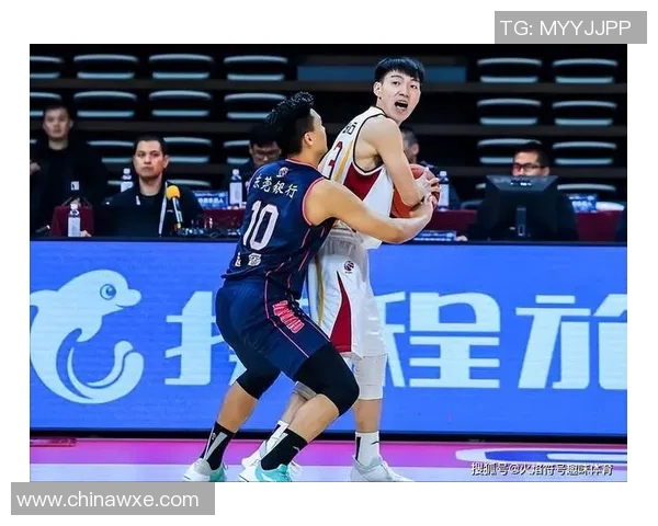 成都网球队的转换打法深度分析与战术创新探讨 成都网球队的转换打法深度分析与战术创新探讨