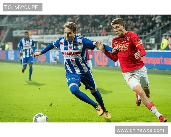 前进之鹰与鹿特丹的激烈对决揭示足球战术与团队精神的完美结合 前进之鹰与鹿特丹的激烈对决揭示足球战术与团队精神的完美结合