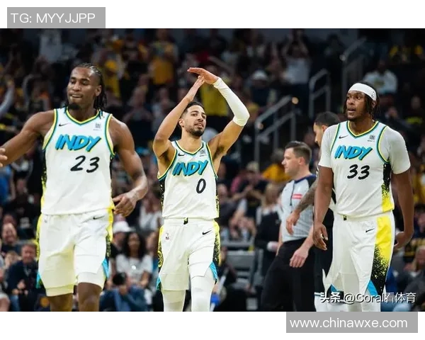 雷霆与鹈鹕精彩对决比赛录像回顾及精彩瞬间分析