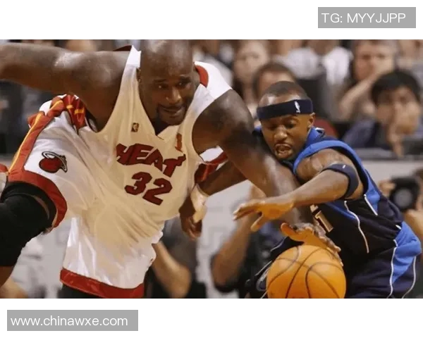 小牛与热火激战正酣最终比分揭晓赛季精彩瞬间回顾