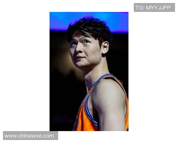 王哲林领衔中国男篮新征程展现实力与决心的精彩瞬间 王哲林领衔中国男篮新征程展现实力与决心的精彩瞬间