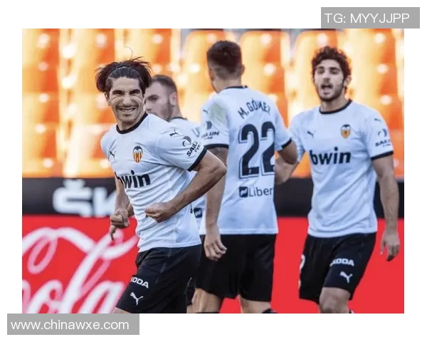 洛桑与瓦伦西亚对决结果揭晓精彩瞬间回顾与分析