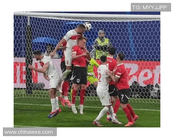 土耳其与冰岛世预赛激战正酣谁能晋级下一轮较量